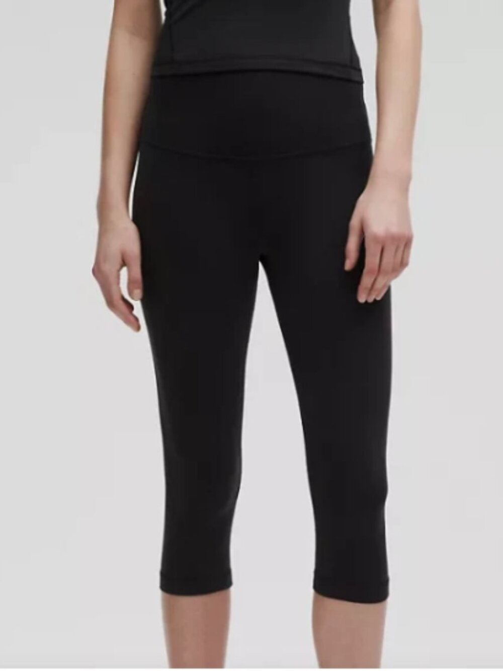 Lululemon Crop Leggings Size 6